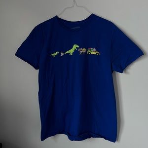 Jurassic world t shirt (3 for 30$)